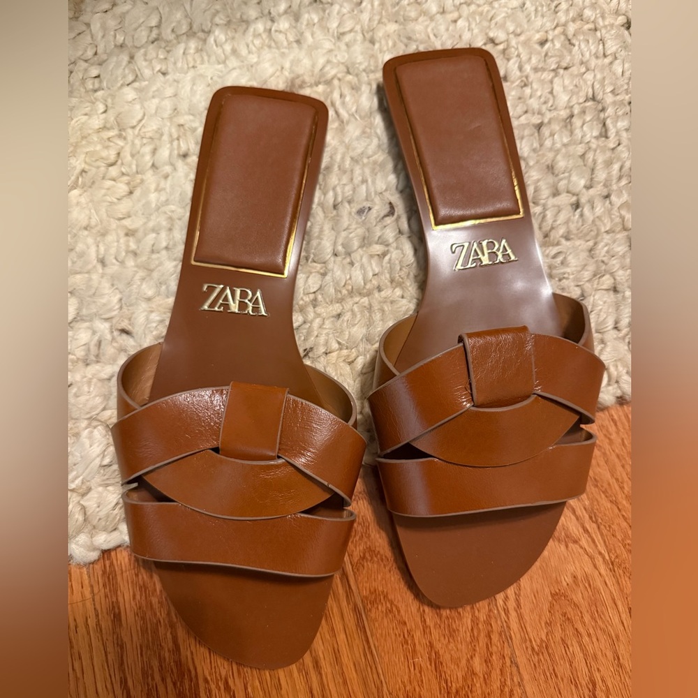 Zara Cognac Slides